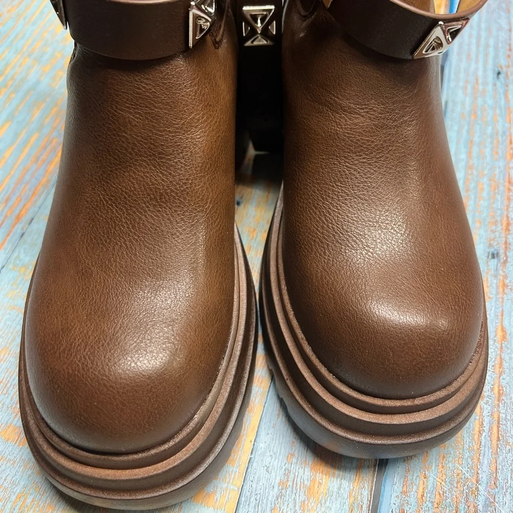 Brown Leather Women's Boots - Picture 4 of 6